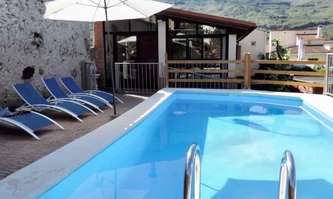 Jerte Villa | Homerez - Villa en Jerte con piscina
