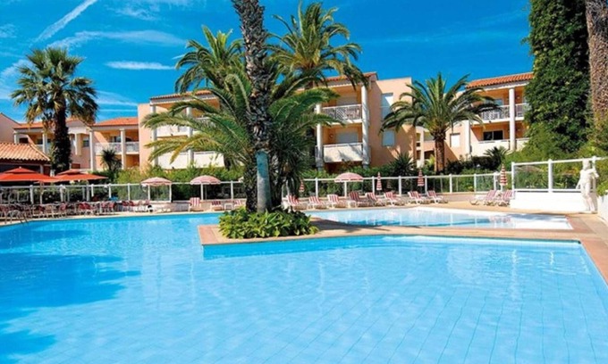 Golfe Juan Apartamento | Homerez - Acogedor Apartamento en Golfe-Juan - 30 m² - Piscina