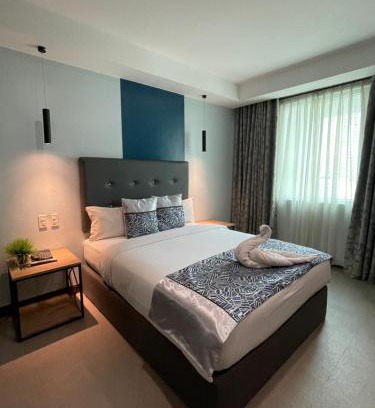 Ermita Night District Hotel | Homes at Bay Area Suites by SMS Hospitality
