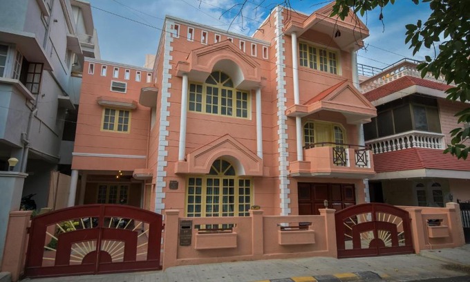 BTM Layout Casa | HomeSlice Nazaara, HomeStay in BTM