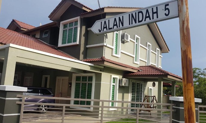 Kampung Baharu Sungai Udang Apartamento | Homestay Melaka Sungai Udang (TSF Qaseh)