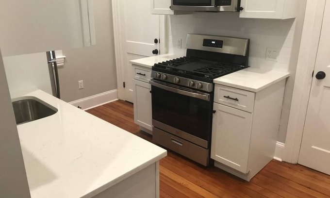 Dorchester Cama Y Desayuno | HomeStay - B&B - Near South Boston - JFK-Umass Area