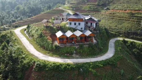 Hoang Su Phi Cabina | Homestay Chân Mây Chiêu Lầu Thi