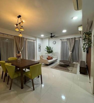 Cyberjaya Apartamento | Homestay Cyberjaya AC Home 4R3B 7pax Free Wifi Netflix