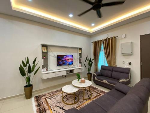 Ayer Panas Casa | Homestay in Ayer Molek Malacca