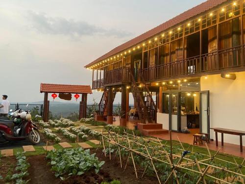 Buon Ma Thuot Casa | Homestay Lưng Đồi