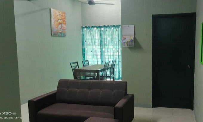 Kampung Tebing Rabak Apartamento | Homestay Lumut Perak