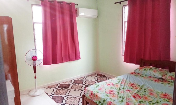 Kawasan Perindustrian Chendering Casa | Homestay Wan Z
