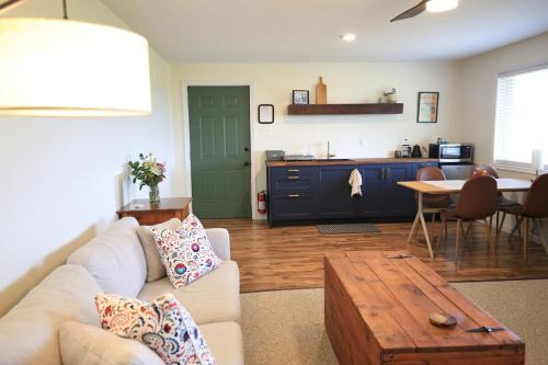 Strasburg Apartamento | Homestead with Shenandoah Valley Views
