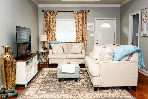 Broussard Apartamento | Hometown Hideaway King Ste 6 mi to Sports Complex