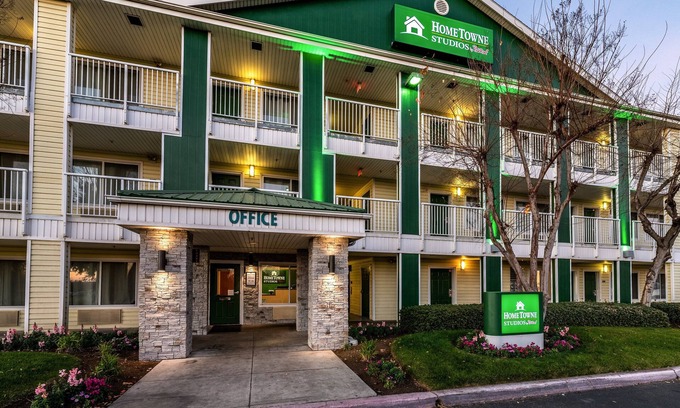 Fresno Hotel | HomeTowne Studios by Red Roof Fresno - West