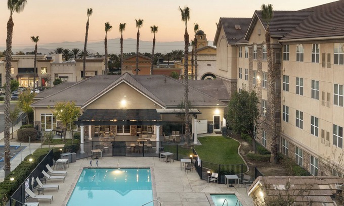 Rancho Cucamonga Hotel | Homewood Suites by Hilton Ontario-Rancho Cucamonga
