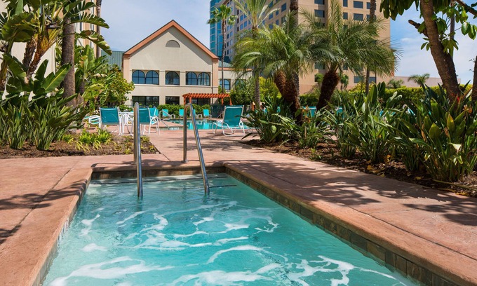 Anaheim Resort Hotel | Homewood Suites by Hilton Anaheim-Main Gate Area