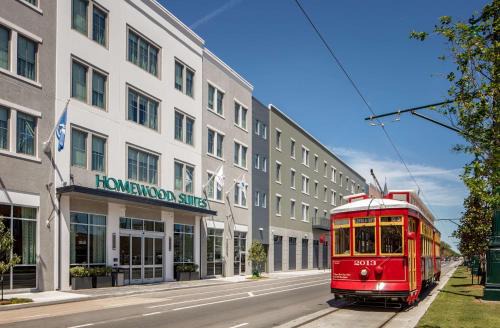 French Quarter Hotel | Homewood Suites By Hilton New Orleans French Quarter