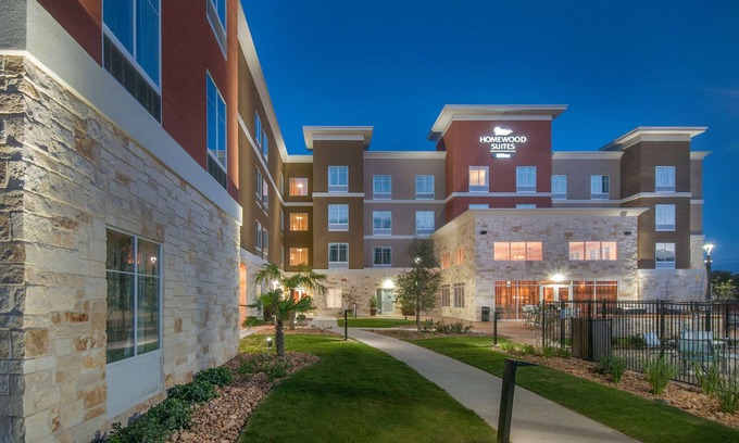 West San Antonio Hotel | Homewood Suites by Hilton Lackland AFB/SeaWorld, TX
