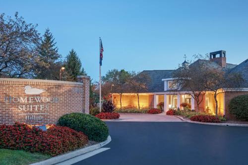Indianapolis Hotel | Homewood Suites by Hilton Indianapolis At The Crossing