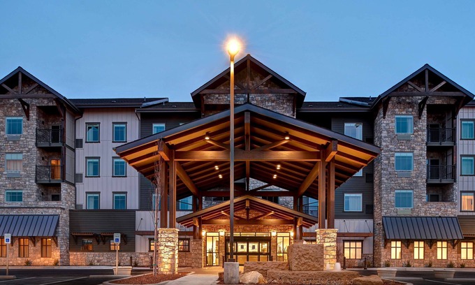 Eagle Hotel | Homewood Suites by Hilton Eagle Boise, ID