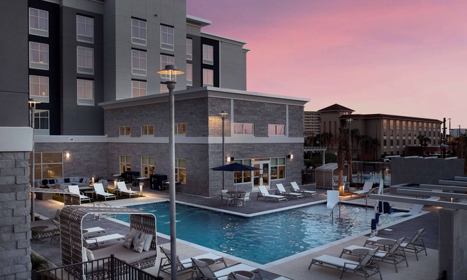 Fort Walton Beach - Destin Hotel | Homewood Suites by Hilton Destin