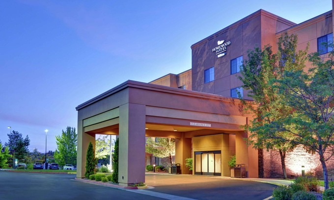 Reno/Tahoe Airport Hotel | Homewood Suites Reno