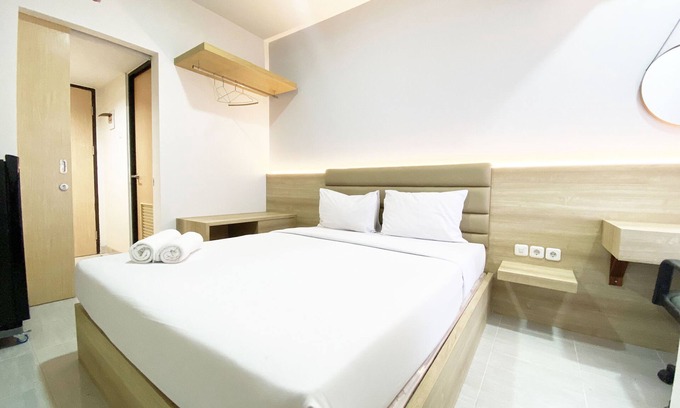 Jatingaleh Apartamento | Homey And Modern Studio The Alton Apartment