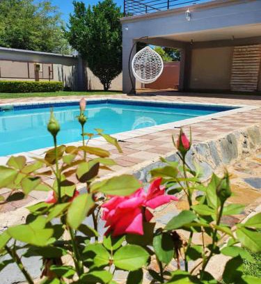 Ramotswa Cama Y Desayuno | Homey Guesthouse