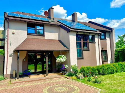 Ozarowice Casa | Homies Inn