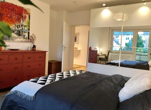 Ludwigshafen-Friesenheim Apartamento | Homy 1BR plus Sofabed Business Apart - Near BASF - Super fast Wifi - Free Parking