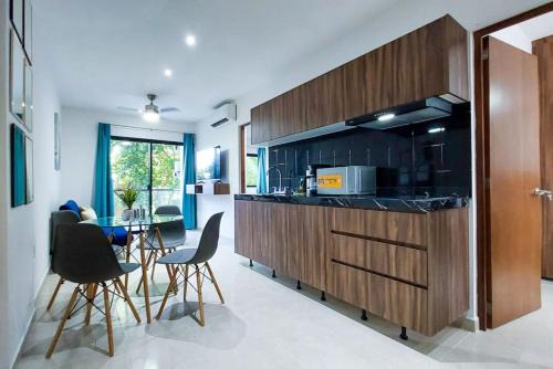 Ejidal Apartamento | Homy 2BR Apt with Pool, Gym, Terrace, BBQ, Parking
