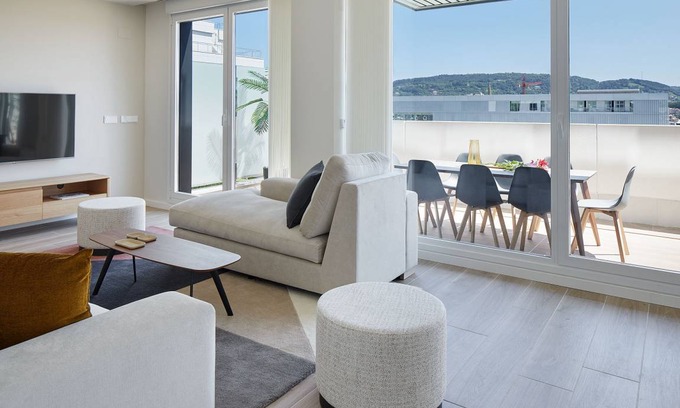 San Sebastian Centro Apartamento | Hondalea by FeelFree Rentals