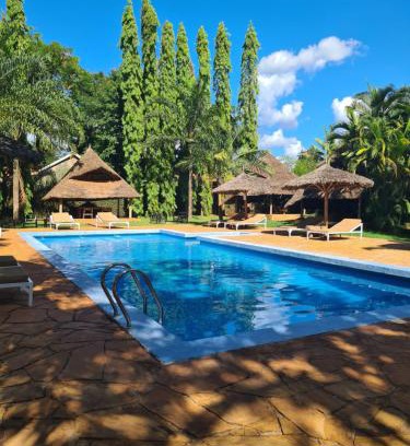 Moshi Hotel | Honey Badger Lodge
