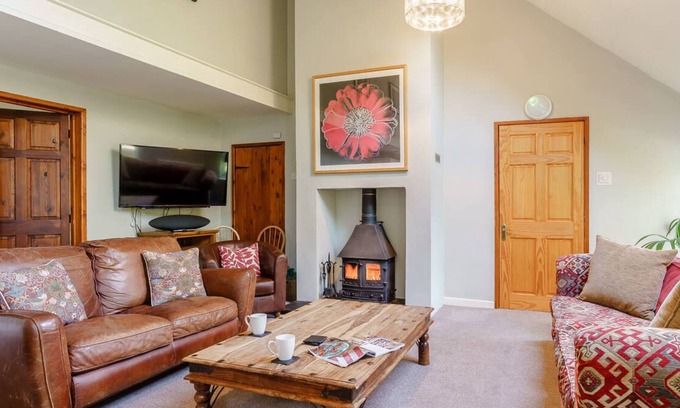Llanfyrnach Casa | Honey Coach House - Wellstone