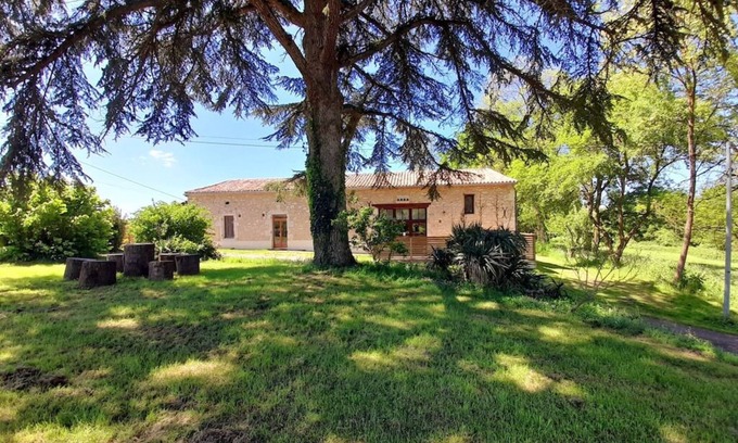 La Sauvetat-du-Dropt Otro | Honey House – Romantic Countryside Escape
