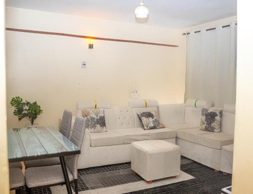 Ngara West Apartamento | Honey Suite Two Bedroom Master & Suite Apartments