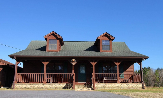 Milton Casa | Ranch House en un lago tranquilo