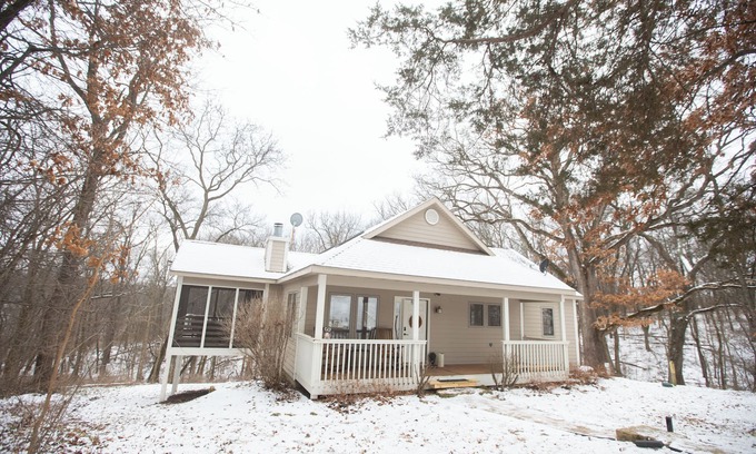 The Galena Territory Cabina | HoneyComb Hideaway Galena Territories
