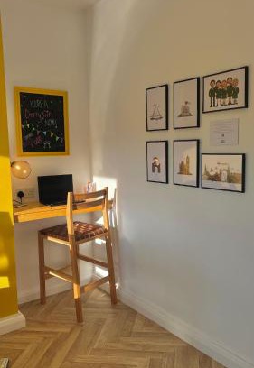Londonderry Casa | Honeymoon Row