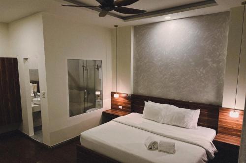 Phuong Hotel | Hong Nhan Hotel