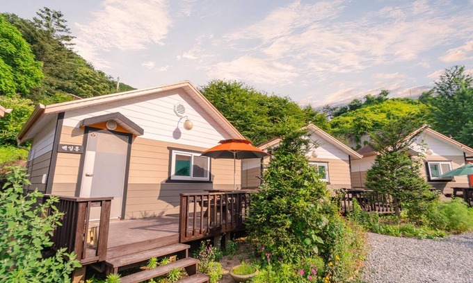Seo Casa | Hongcheon Daebakine Pension