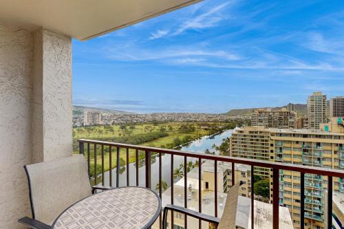 Waikiki Hotel | Honolulu Horizon Haven-30 night minimum