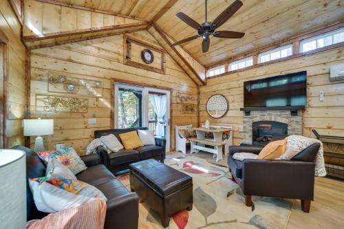 Broken Bow Casa | Hook, Line, and Sinker Retreat Fire Pit, Grill!