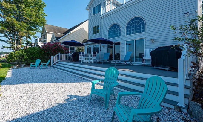 Ocean Pines Casa | Hook, Wine & Sinker- Waterfront, 3 habitaciones, 2. 5 bahts, capacidad para 8, alquiler no grupal