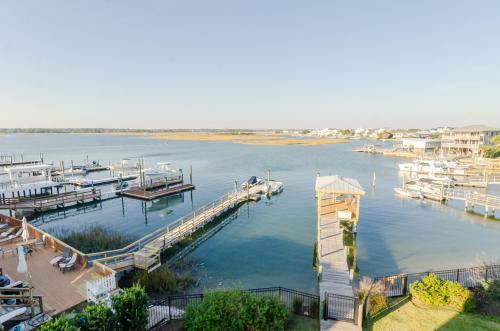 Wrightsville Beach Casa | Hooks Cottage by Bryant Real Estate