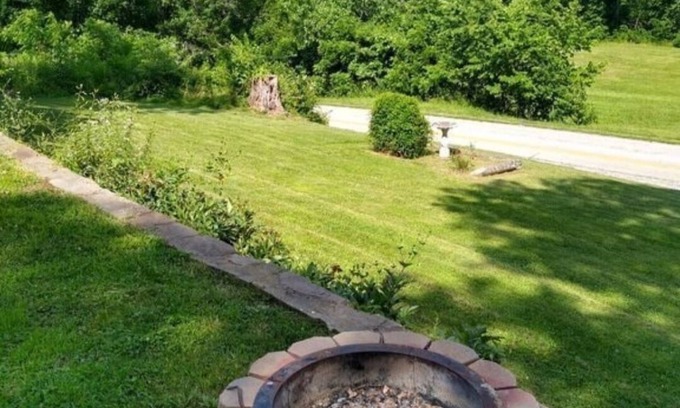Lincoln Casa | Hoot Owl Lodge is a Quiet Farmhouse with 150 Acres to Explore. Pet Friendly!