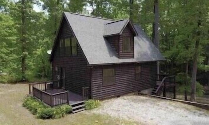 Iuka Casa | Hooters Hollow- Getaway cabin at Pickwick Lake