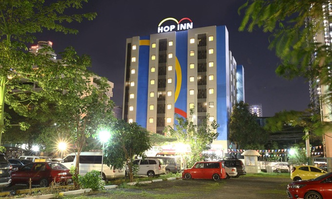 Ermita Night District Hotel | Hop Inn Hotel Ermita Manila