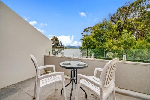 Jindabyne Casa | Horizons 115 - Lake Front Studio l Pool l Tennis Court l Bar