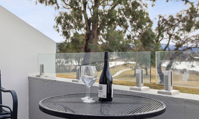 Jindabyne Apartamento | Horizons 407, Resting on the shores of Lake Jindabyne