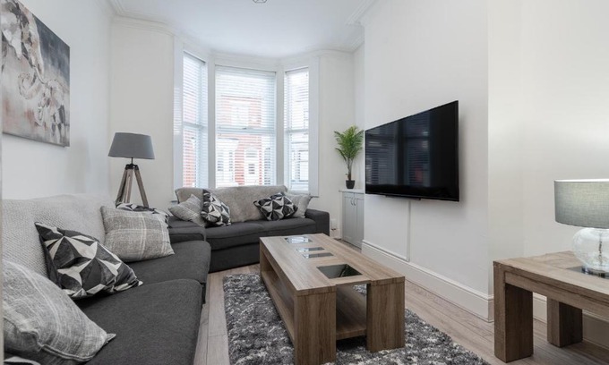 Anfield Apartamento | HORNSEY LODGE - Strictly NO Parties