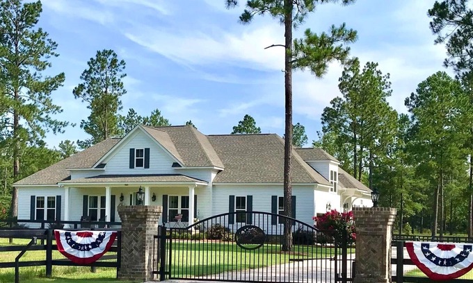 Aiken Casa | Horse Country Retreat Perfect for STEEPLECHASE or MASTERS or WINTER