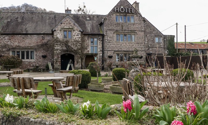 Saint Owens Cross Cabaña | HORSEBOX 1, romantic, character holiday cottage in Peterstow